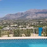 Haus Mit Pool Und Meerblick