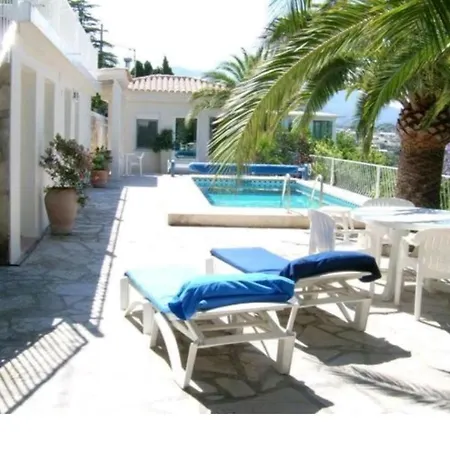 Haus Mit Pool Vakantiehuis Altea