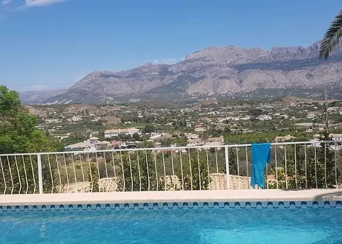 Haus Mit Pool Und Meerblick