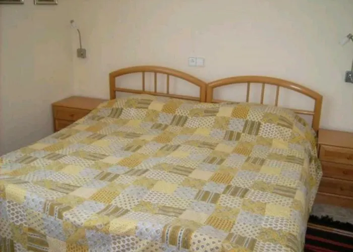 Haus Mit Pool Und Meerblick